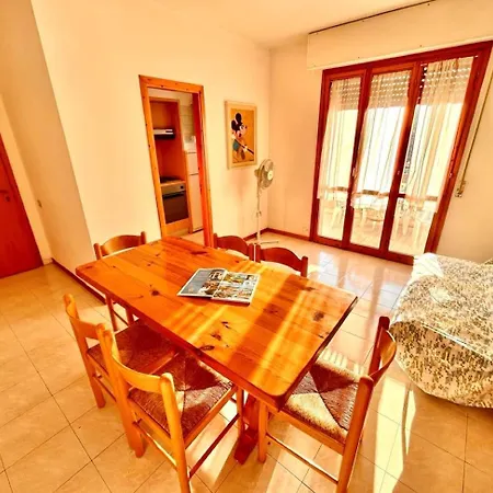 Trilo Marco A Due Passi Dal Mare E Dal Centro Apartment *